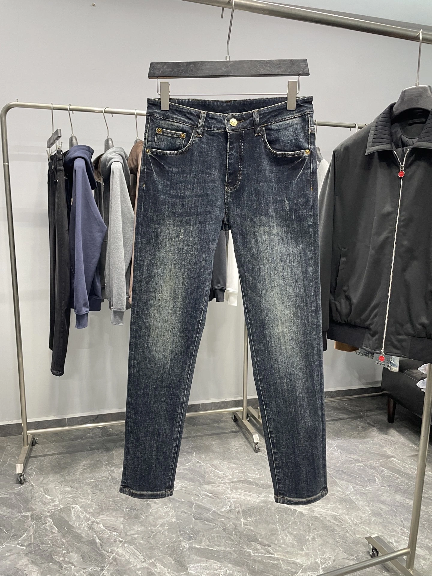 wg.luxury-- 2ur25rry item: E-F000J1332